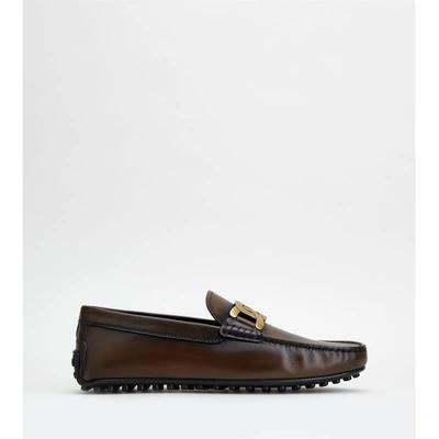 Tod's City Gommino Driving Shoes In Leather In Brown