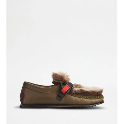 Tod's Loafers In Leather In Green