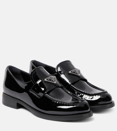 Prada Loafers Aus Lackleder In Black