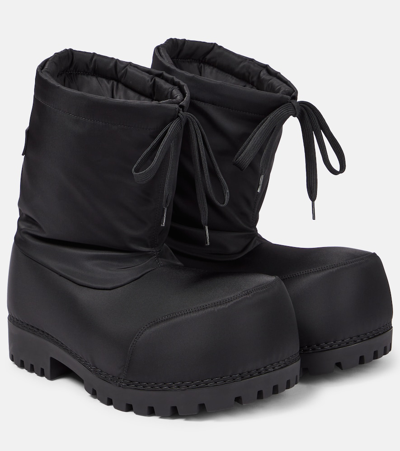Balenciaga Alaska Low Snow Boots In Black