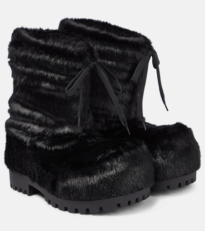 Balenciaga Alaska Faux Fur Snow Boots In Black