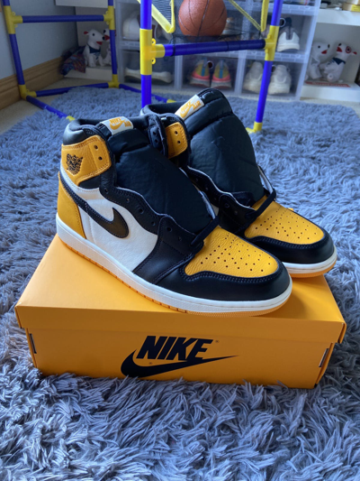 Pre-owned Nike Air Jordan 1 Retro High Og ‘yellow Toe' Shoes