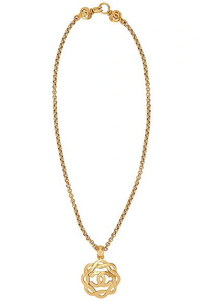 Pre-owned Chanel 1997 Large Cc Pendant Necklace In Gold