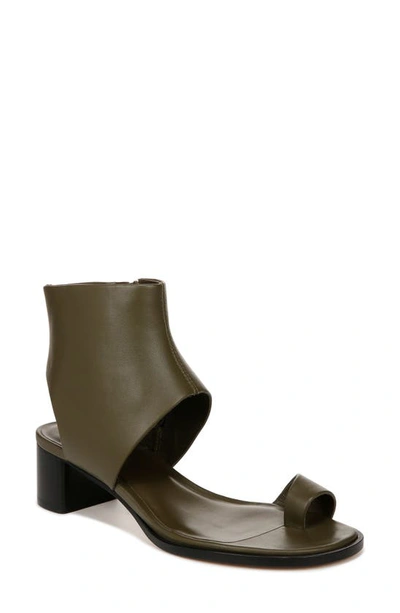 Vince Ada Leather Toe-ring Sandals In Militaire
