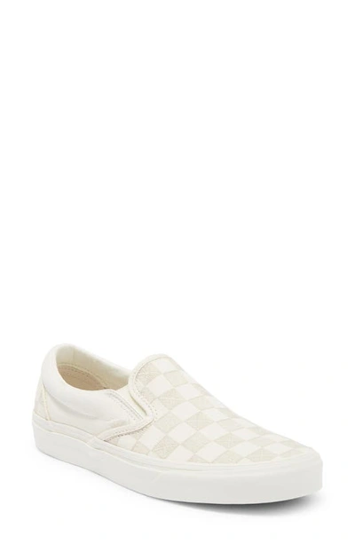 Vans Classic Slip-on Sneaker In Checkerboard Marshmallow