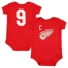 MITCHELL & NESS INFANT MITCHELL & NESS GORDIE HOWE RED DETROIT RED WINGS  NAME & NUMBER BODYSUIT