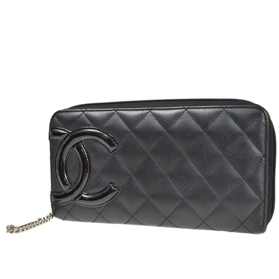 Pre-owned Chanel Patent Leather Wallet () In Black
