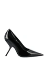 Ferragamo Eva Crocodile Leather Pumps In Black