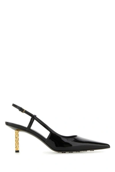 GIVENCHY GIVENCHY WOMAN BLACK LEATHER G-CUBE PUMPS