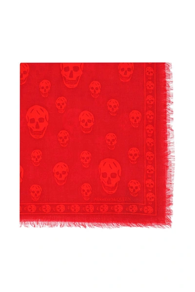 Alexander Mcqueen Skull Scarf In Light Wool In Red