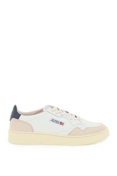 Autry Sneakes Uomo Medalist Low In Pelle E Suede Bianco Blu In White