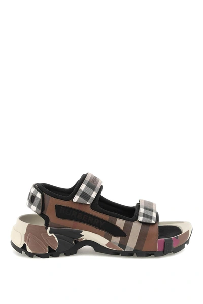 Burberry Check Arthur Sandals In Grey