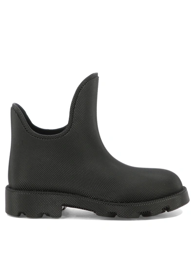 Burberry Marsh Round-toe Ankle Boots In Black