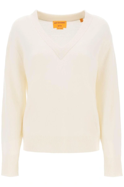 Guest In Residence The V Cashmere Jumper In White