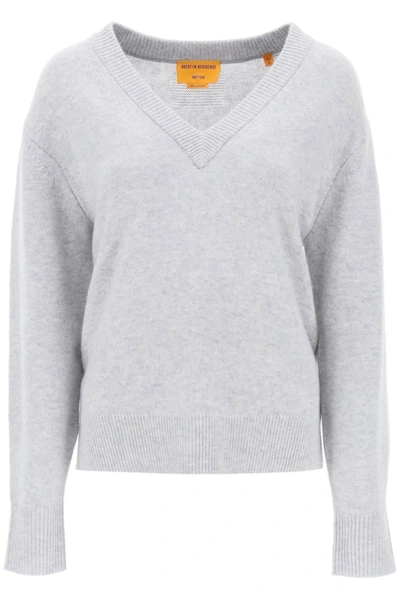Guest In Residence The V Cashmere Sweater In Grey