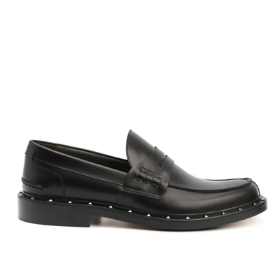 Valentino Garavani Leather Penny Loafers In Black