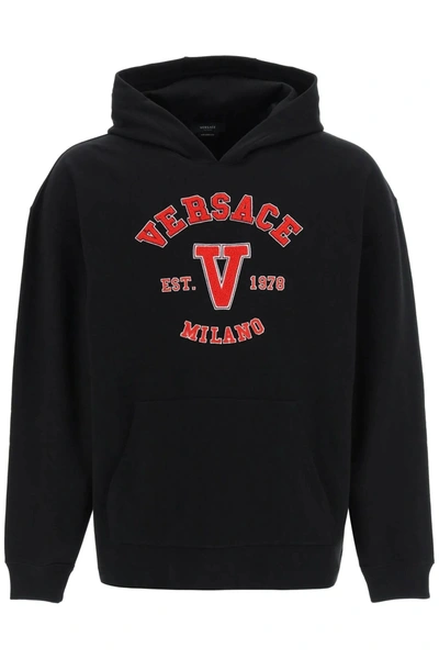 Versace Logo Detailed Long Sleeved Hoodie In Black