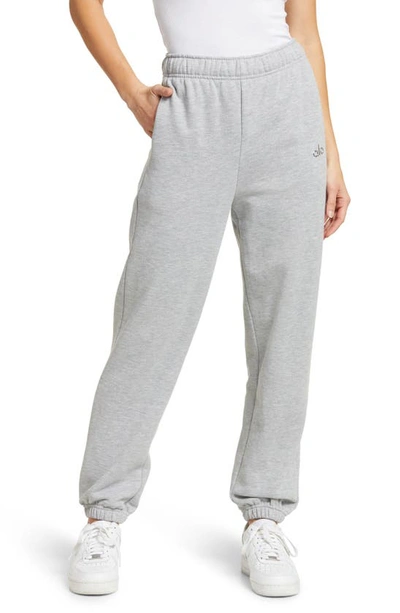 Alo Yoga Accolade Logo Joggers In Athletic Heather Grey