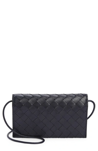 Bottega Veneta Intrecciato Leather Wallet On A Strap In Space-gold