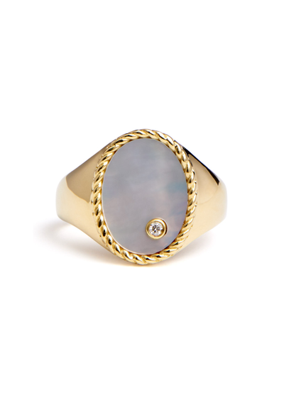 Yvonne Léon Chevaliere Ovale Nacre 9kt Gold Signet Ring In Pearl