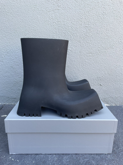 Pre-owned Balenciaga Black Rubber Trooper Boots Size 44 (us