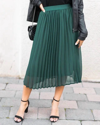 Grace & Lace Holiday Pleated Skirt In Dark Green