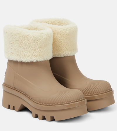 Chloé Raina Shearling-trimmed Ankle Boots In Brown