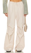 SUPERDOWN AYLA PARACHUTE PANT