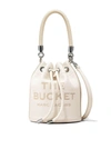 MARC JACOBS 'THE LEATHER BUCKET' WHITE HANDBAG WITH DRAWSTRING AND FRONT LOGO IN HAMMERED LEATHER WOMAN