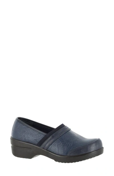 EASY STREET EASY STREET ORIGIN EMBOSSED COMFORT SLIP-ON CLOG