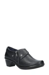 Easy Street Darcy Bootie In Navy