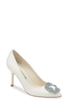 Manolo Blahnik Hangisi 105 Satin Heel In Cream