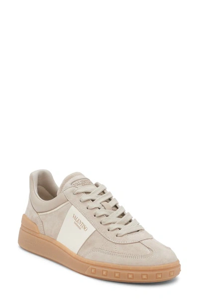 Valentino Garavani Upvillage Suede Trainers In Grey