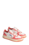 Autry Medalist Low Sneaker In Orange