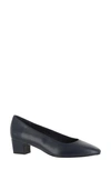 EASY STREET EASY STREET PRIM BLOCK HEEL PUMP
