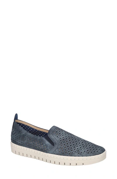 EASY STREET EASY STREET FRESH PERFORATED SLIP-ON SANDAL