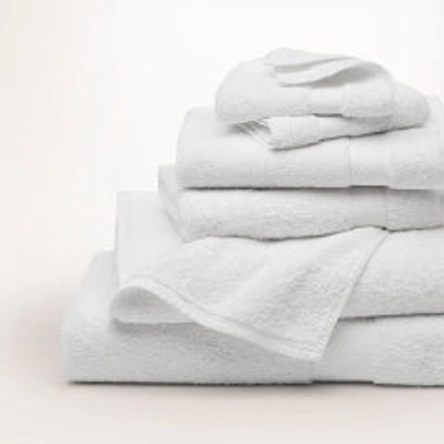 Boll & Branch Organic Free Plush Bath Towel Set In White