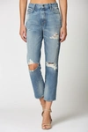 HIDDEN TRACEY DISTRESSED STRAIGHT LEG JEANS IN LIGHT WASH