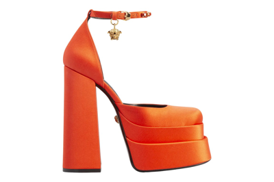 Pre-owned Versace Medusa Aevitas 155mm Platform Pumps Neon Orange Satin In Neon Orange/gold