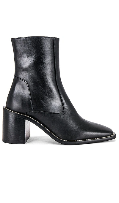 Alohas Thunder High Heel Ankle Boots In Black
