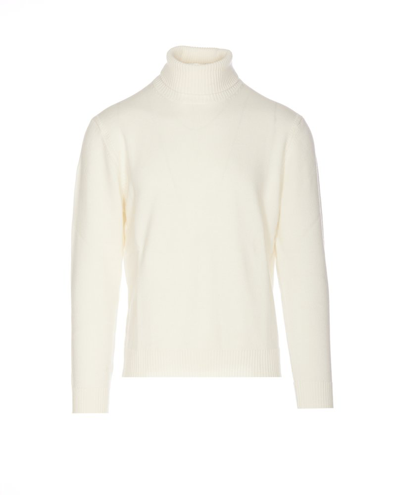 Hōsio Turtleneck Sweater In White