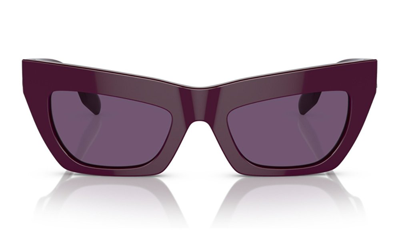 Burberry Eyewear Cat In Purple