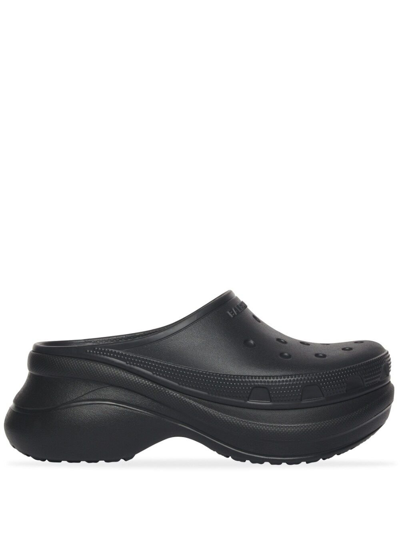 Balenciaga X Crocs Logo压纹厚底穆勒鞋 In Black