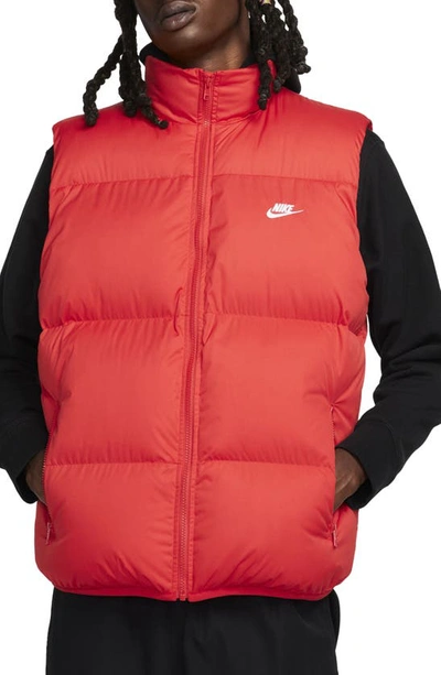 Nike Men's  Sportswear Club Primaloftâ® Water-repellent Puffer Vest In Red