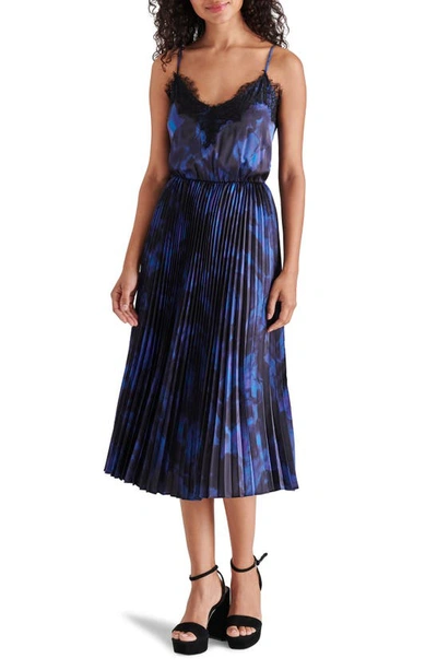 Steve Madden Women's Dispersed-watercolor-print Satin Maira Dress In Blue Multi