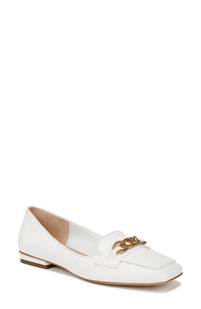 Franco Sarto Tiari Flats In White Fabric