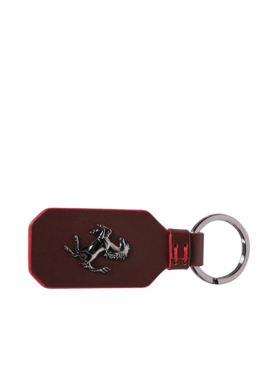 Ferrari Logo-plaque Keyring In Brown