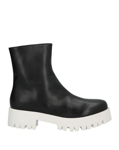 Société Anonyme Woman Ankle Boots Black Size 6 Soft Leather