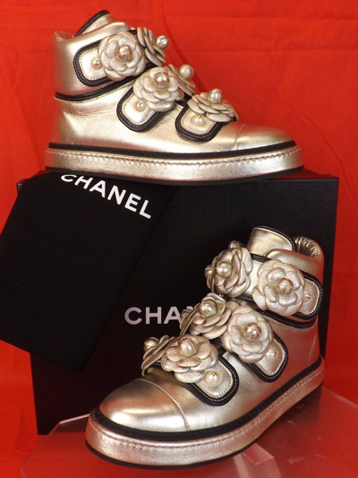 Pre-owned Chanel Gold Leather Camellia Flowers Pearls Cc G31628 Hi Top Sneakers 37.5