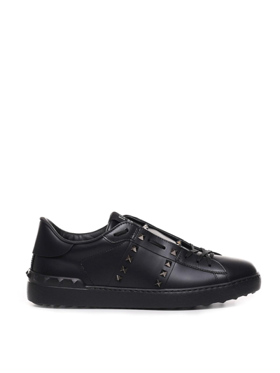 Valentino Garavani Rockstud Untitled Sneakers In Leather In Black
